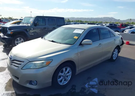 2011 Toyota Camry Le z USA, uszkodzony, nr VIN 4T4BF3EK5BR093887